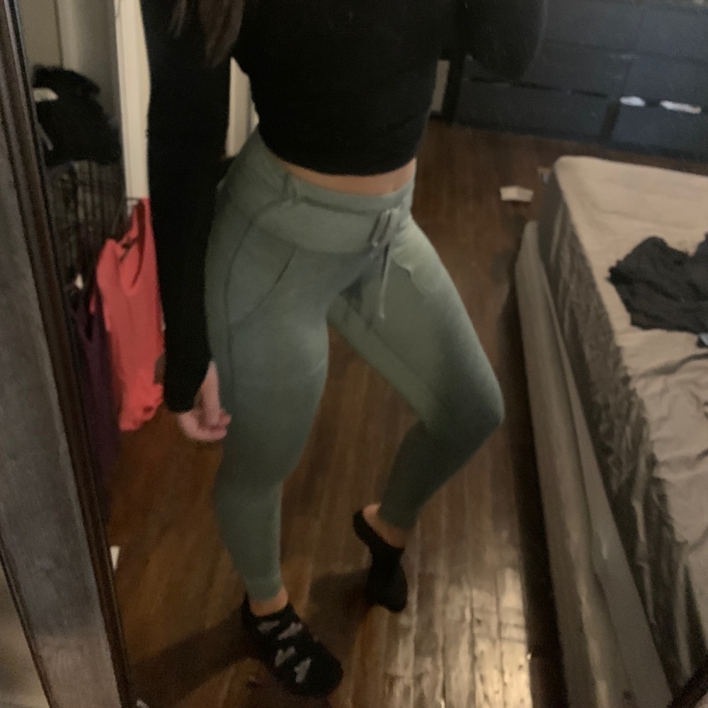 American Eagle legging/ joggers